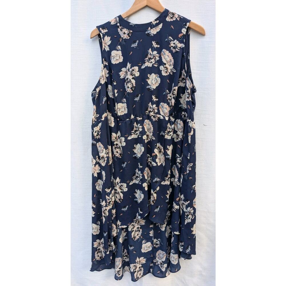 Torrid Women's Georgette Floral Hi Low Tunic Sz 2 2x 18-20 Blue Boho Whimsical